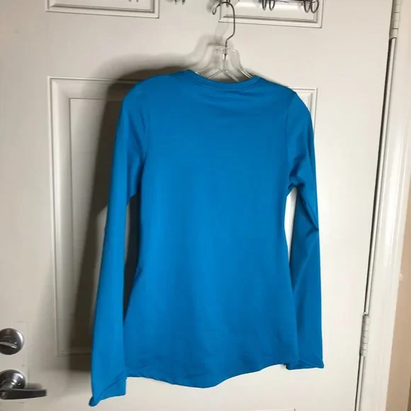 NWT Under Armour Women's ColdGear Fitted Crew Shirt Teal ~ Size XS - Picture 3 of 4